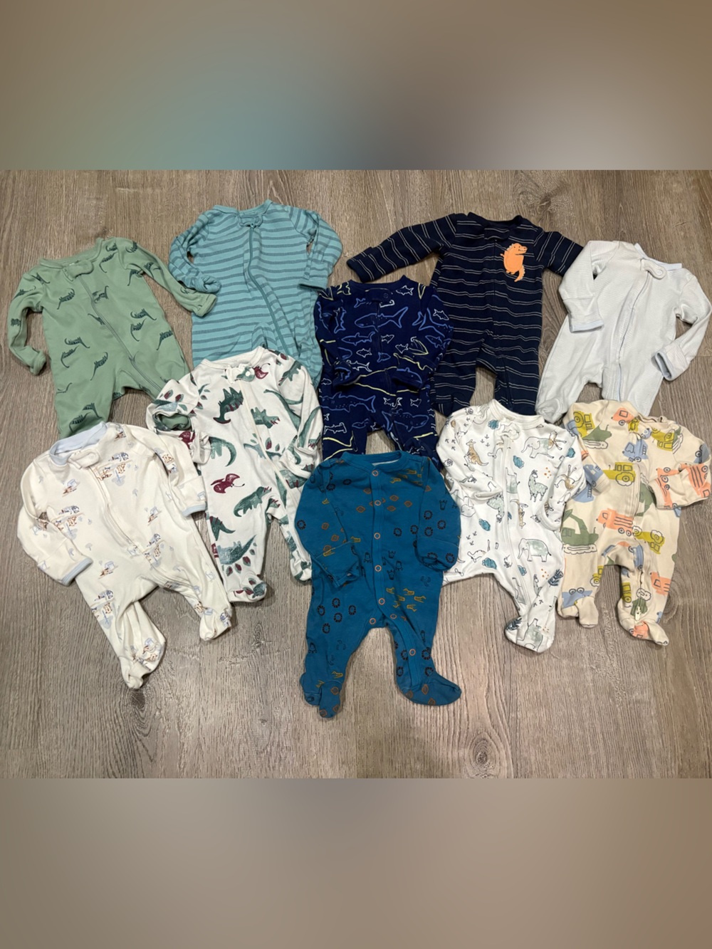 Carters. 10 Newborn Sleepers. Mixed Colors Baby Boy.